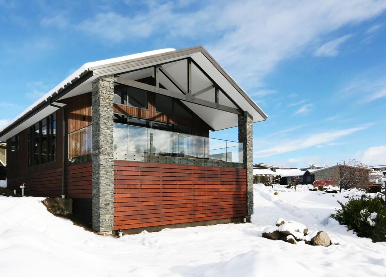 Lake Views At Antler Lodge Лейк Текапо Екстериор снимка
